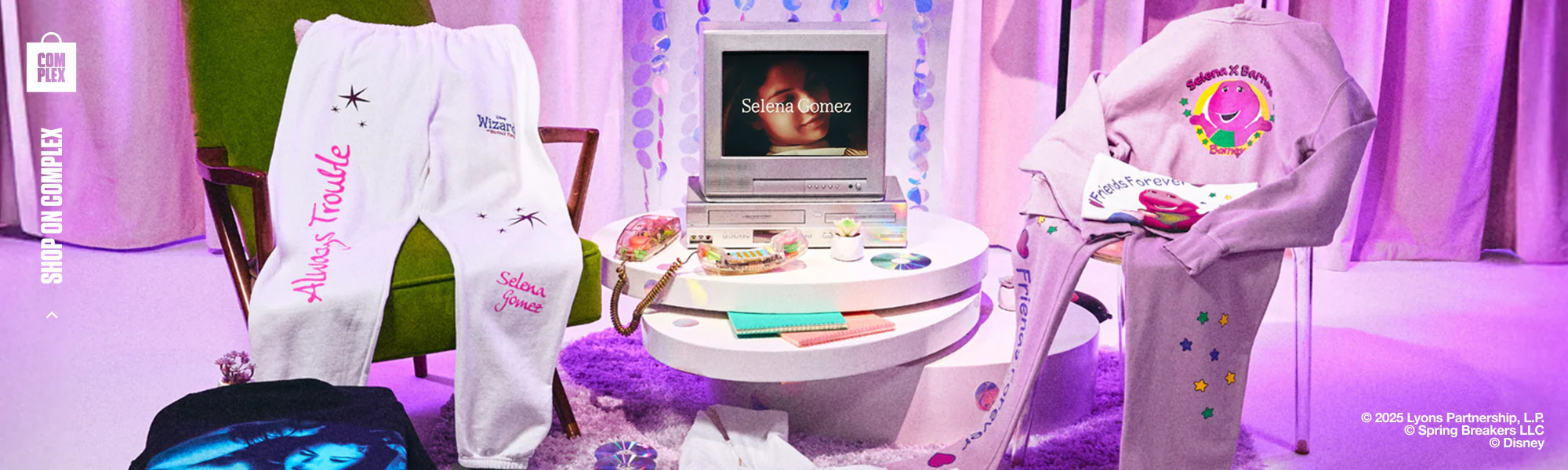 WEB INTERSCOPE Selena Gomez Throwback Collection 2